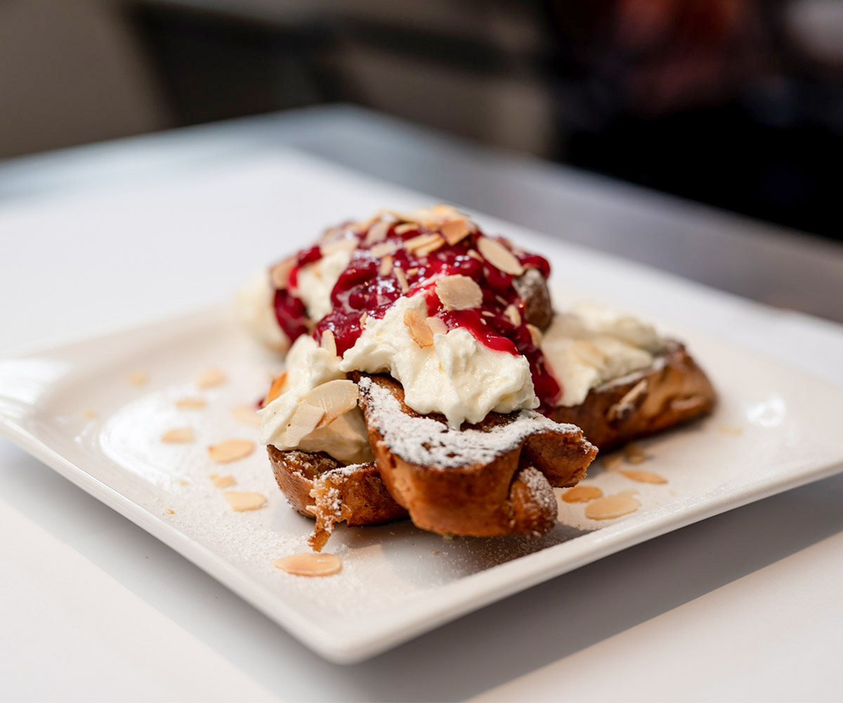 Sweet French Toast | Fluffy's Cafe & Brunch Budapest