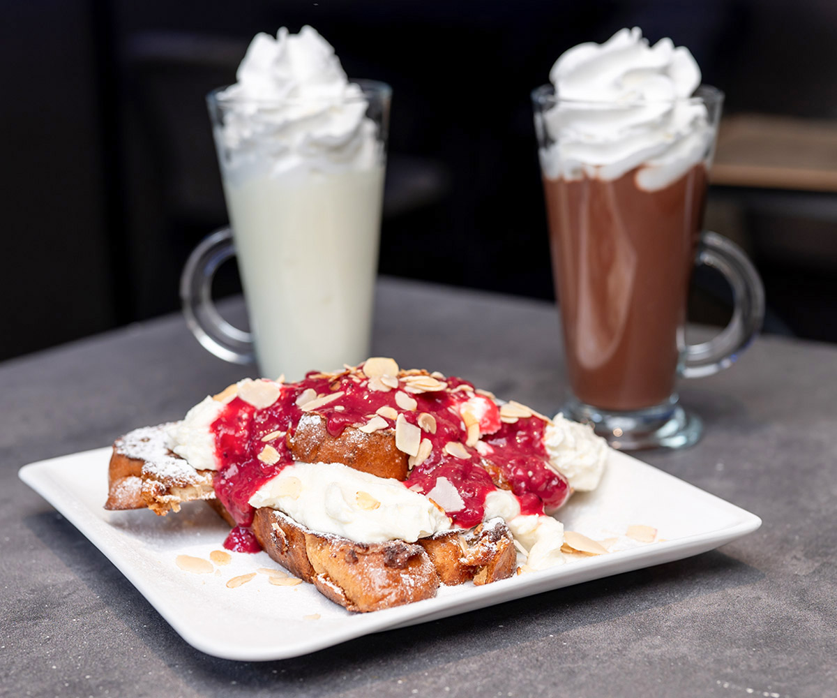 Sweet French Toast | Fluffy's Cafe & Brunch Budapest