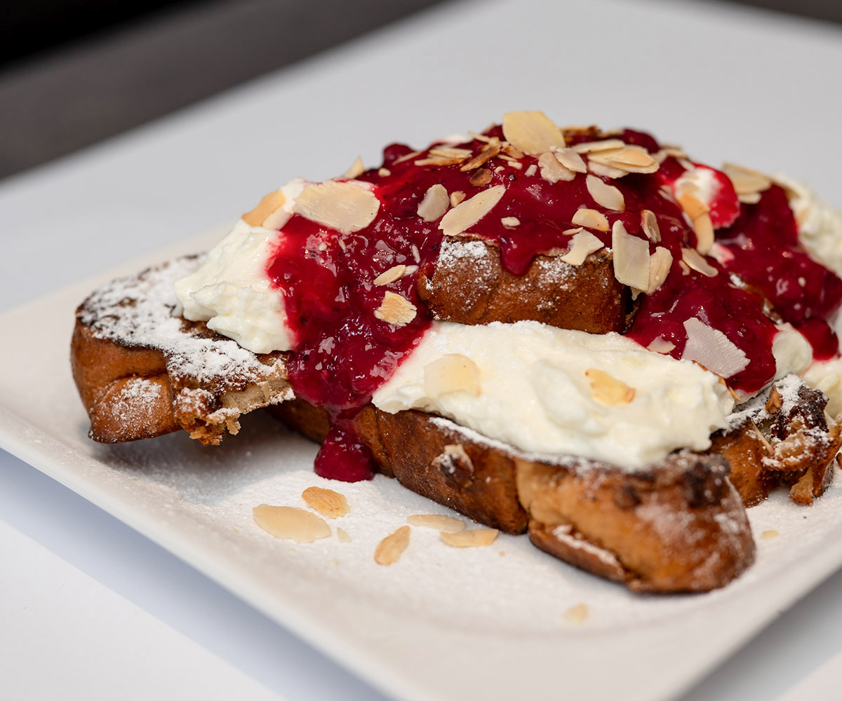 Sweet French Toast | Fluffy's Cafe & Brunch Budapest