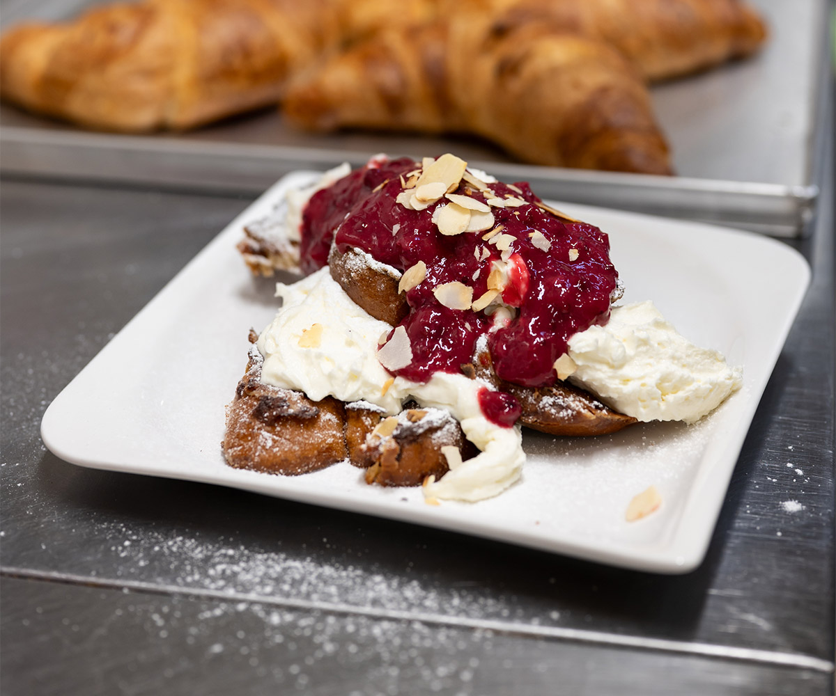 Sweet French Toast | Fluffy's Cafe & Brunch Budapest